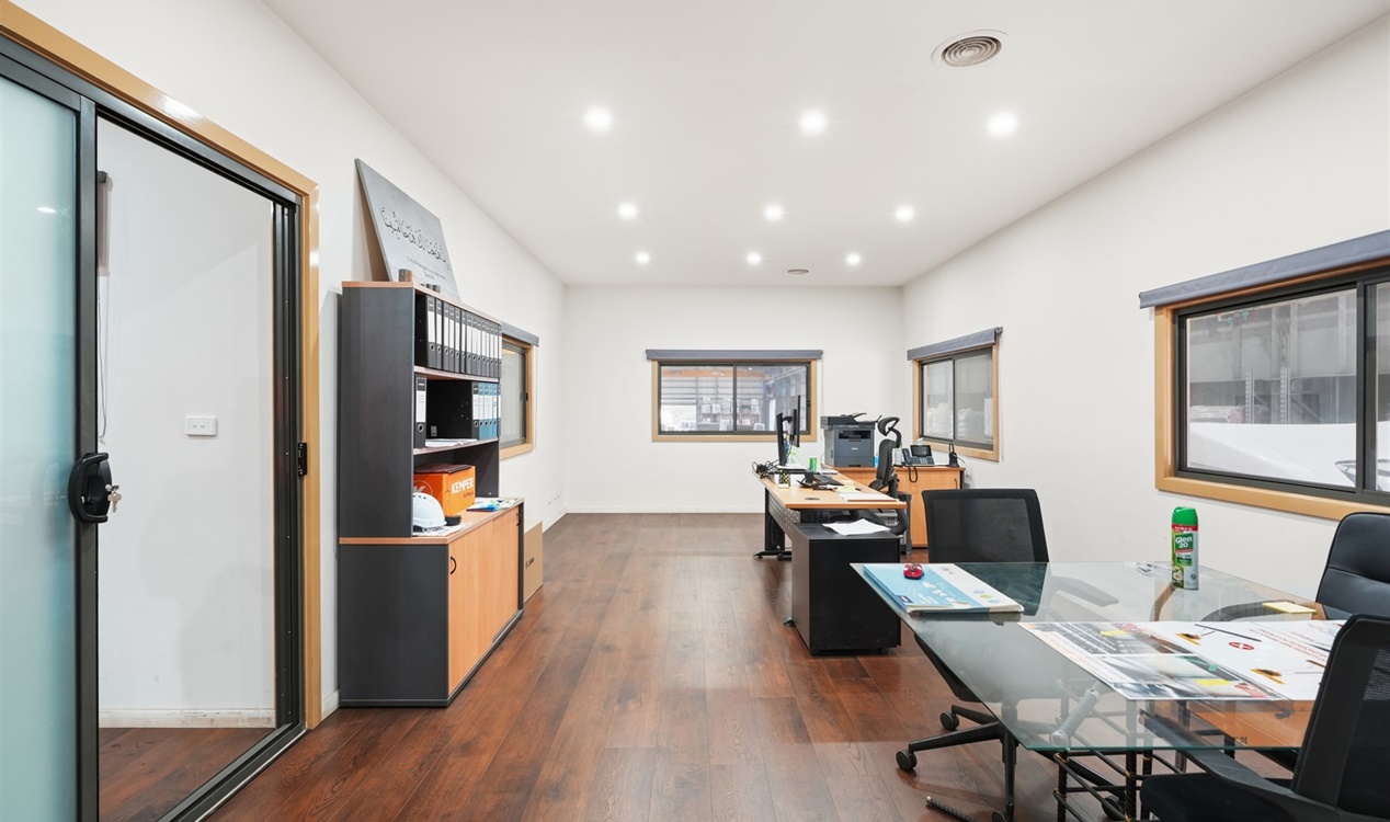 29–31 Glenelg Street, Coolaroo VIC 3048
