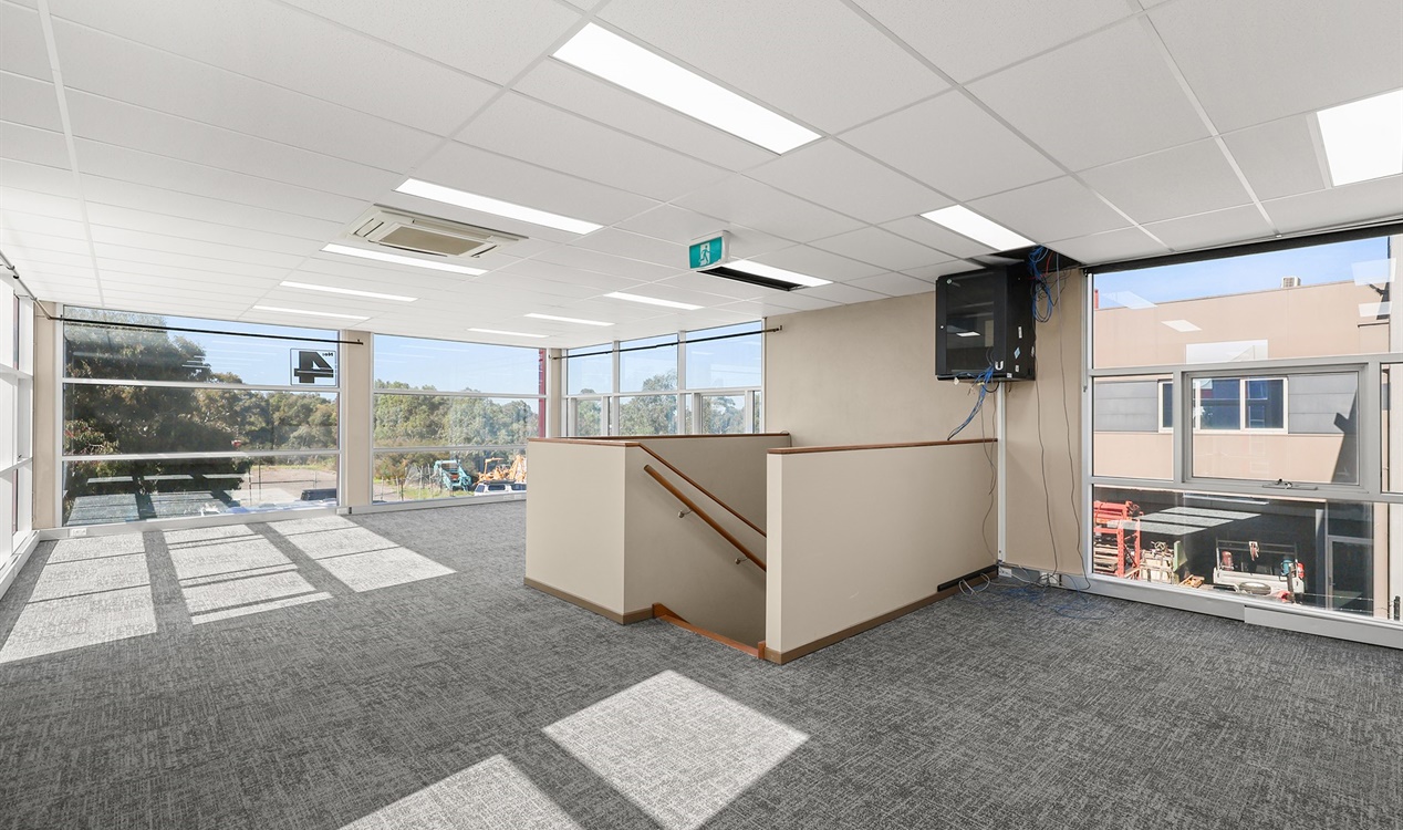 4 Yellowbox Drive, Craigieburn VIC 3064