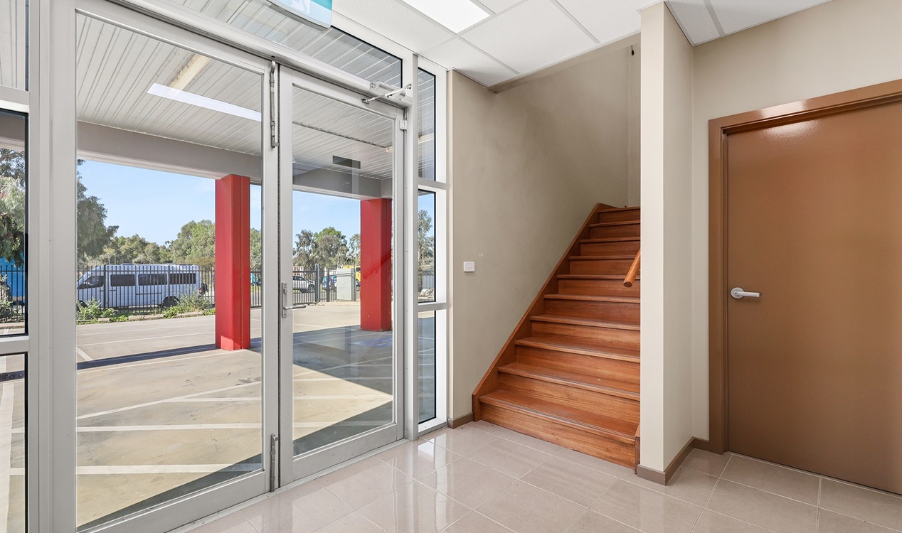 4 Yellowbox Drive, Craigieburn VIC 3064