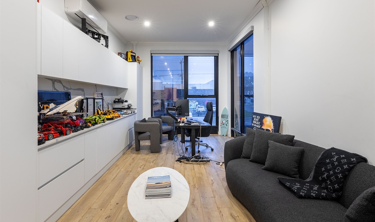 1 & 2/70 Mason Street, Campbellfield VIC 3061